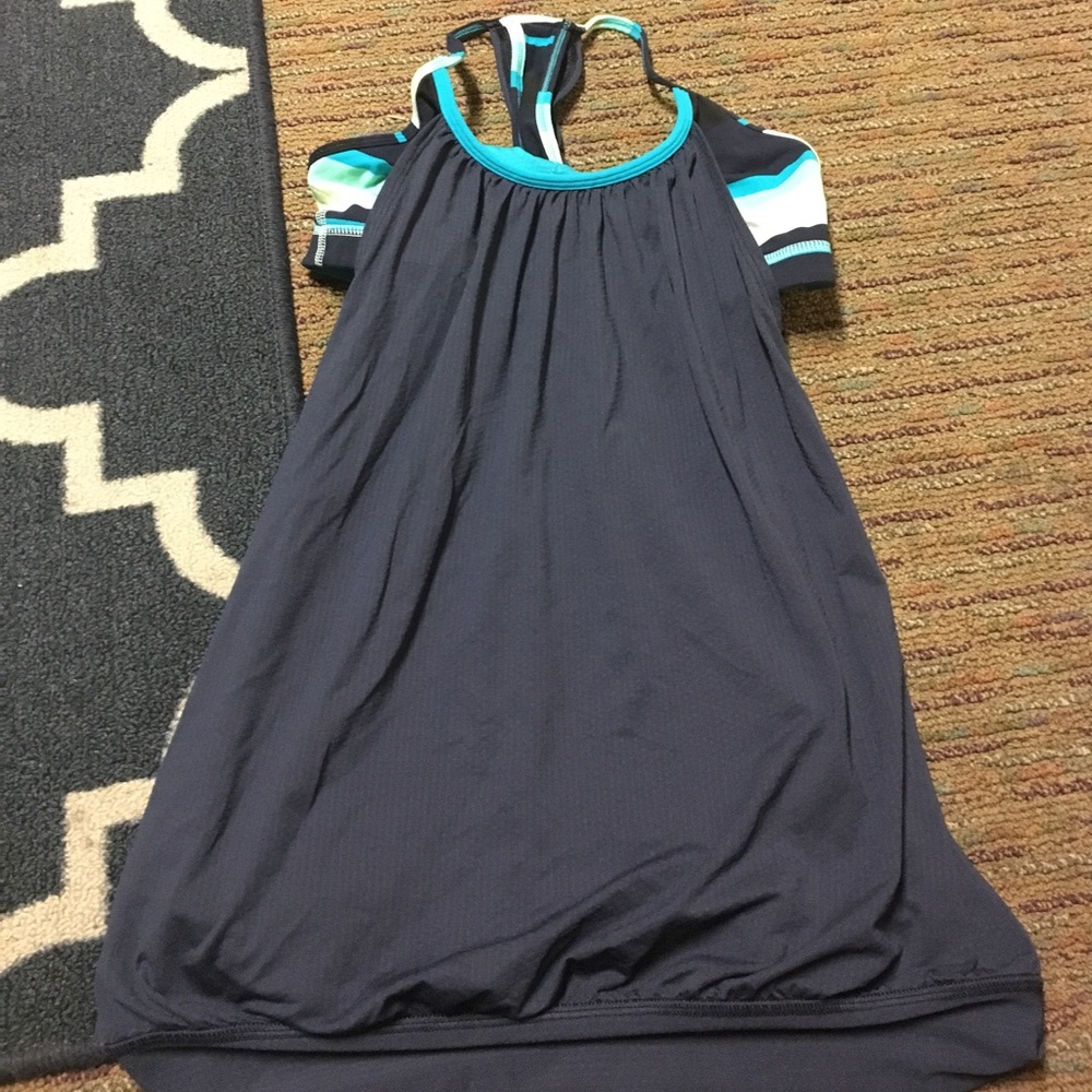 Lululemon top!